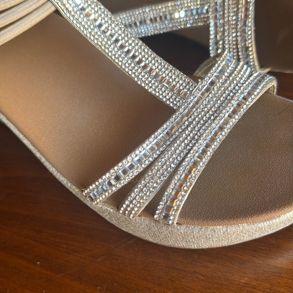 Kelly & Katie Gold Wedge Sandals with Rhinestones 9.5 dressy comfortable - Picture 2 of 5